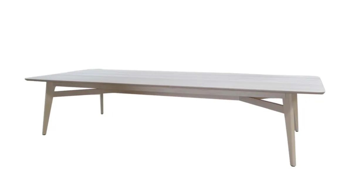 Horseshoe Valley dining table